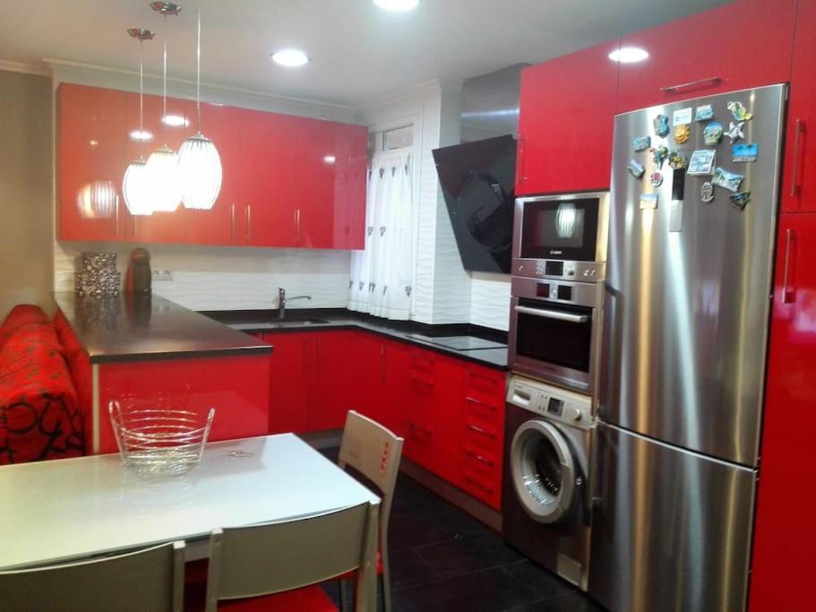 Piso Muy Bonito En Zona Tranquila Apartment Бермео Екстериор снимка